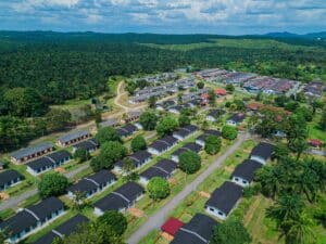 Vue aérienne à Ottawa, mettant en valeur les espaces verts et les pratiques d’aménagement paysager durable